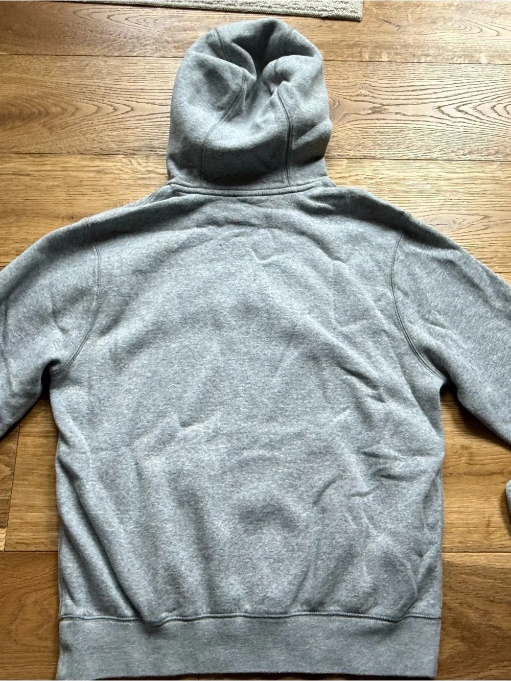 Nike YOUTH set of 2 Gray hoodies size Large